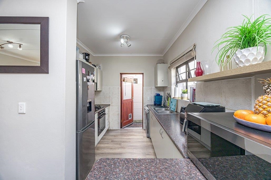To Let 3 Bedroom Property for Rent in Royal Ascot Western Cape